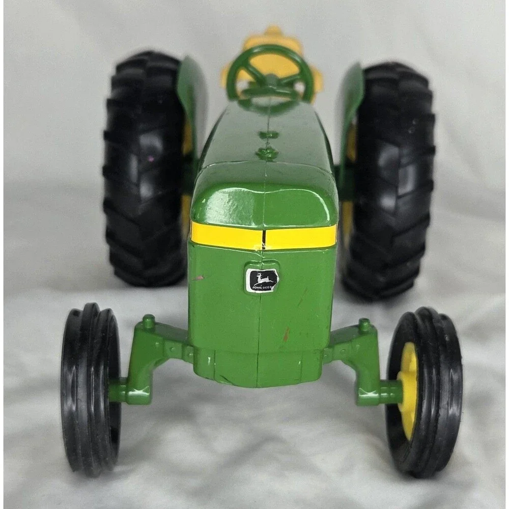 Ertl John Deere 2440 Utility Tractor 1:16 Green Yellow Diecast Metal Toy Vehicle
